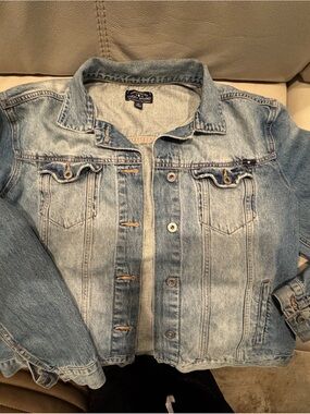 Lucky Brand Faded Light Blue Denim Trucker Jacket XL